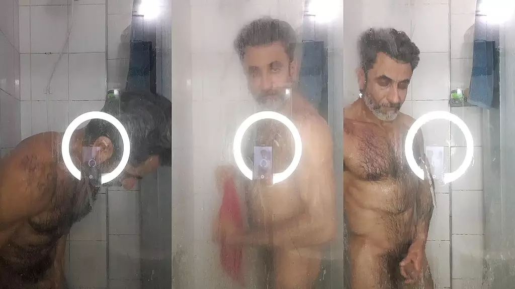 как и гостья, чтобы поесть