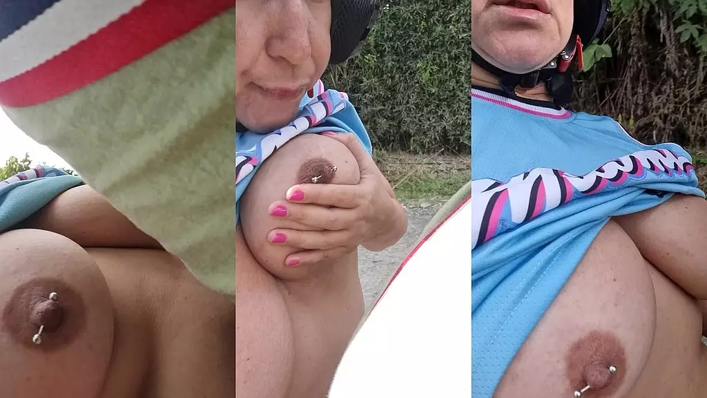 muestro las tetas en publico porque mi hijastro me obliga