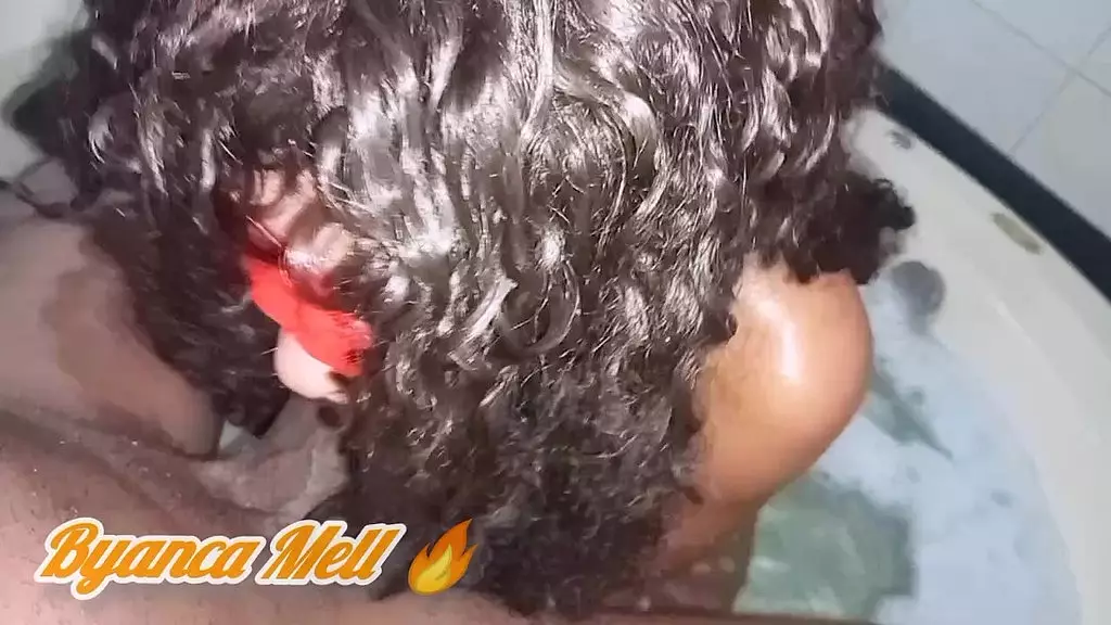 trepada gostosa na hydro