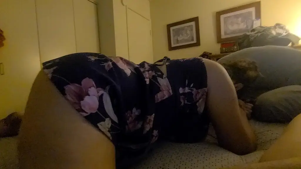 you re telling me that i can twerk? wife is learning to shake what god gave her!