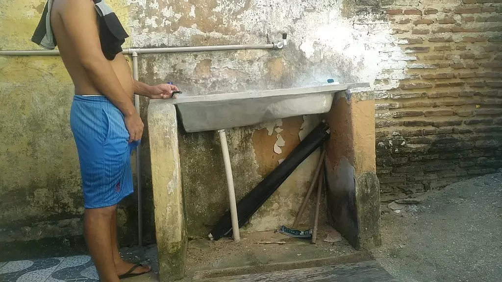 o barbeiro da favela finge que e depilador так, чтобы прийти к вашим клиентам