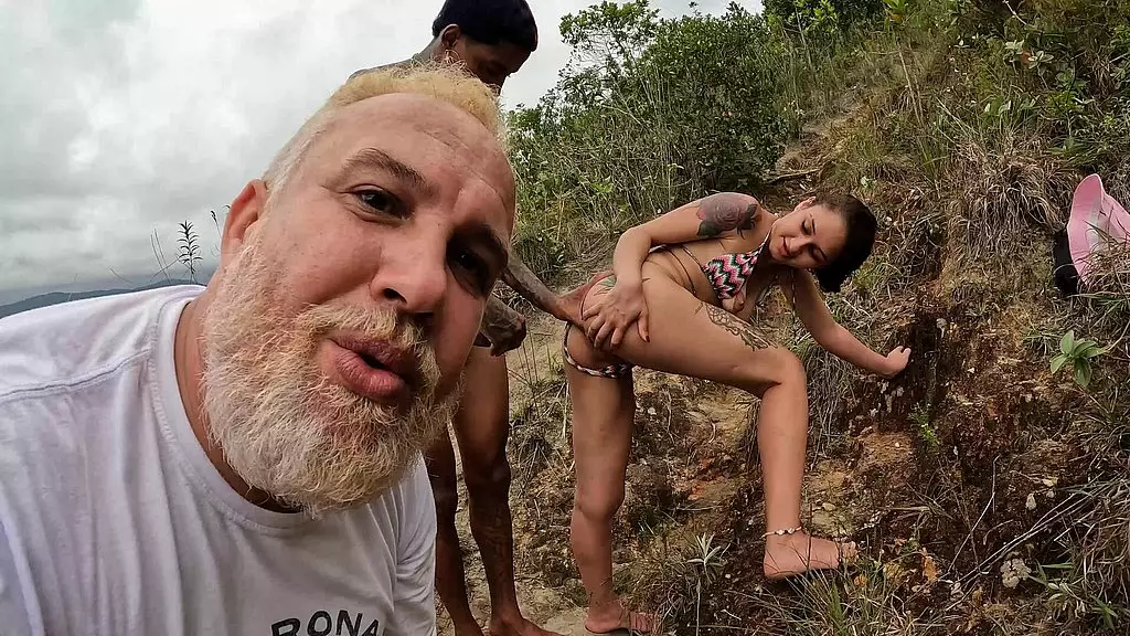 Casal de Novinho Solutionu Fuder Na Praia