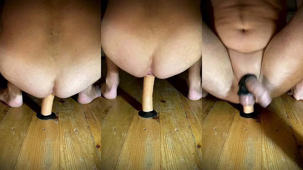 много анальной смазки! его задняя дырка восхитительно заглатывает смазанный дилдо!