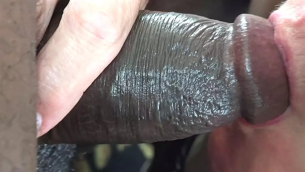 трах крупным планом, минет и много спермы на киске большой жирной сочной задницы зрелой bbw milf - черный член рывок огромный груз на пухлой пожилой женщине - большая задница с круглым задом - ssbbw