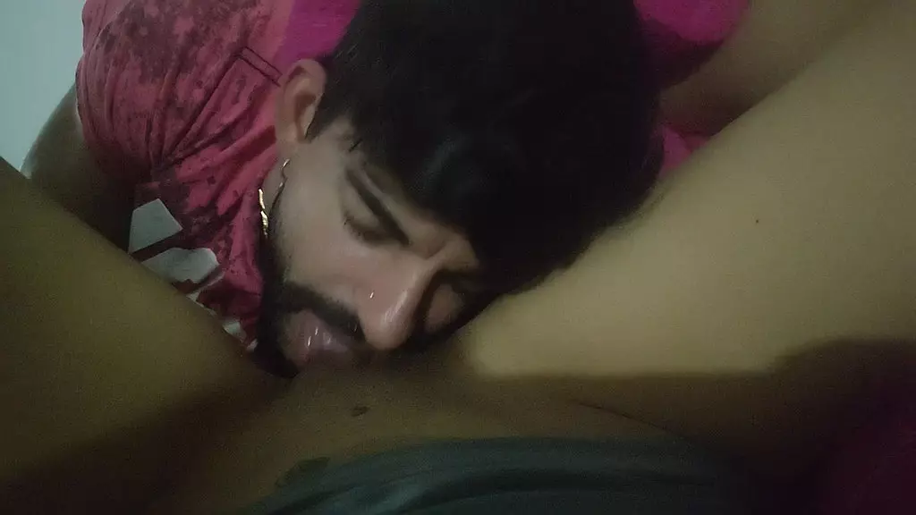 Дочь дома трахается со своим возлюбленным