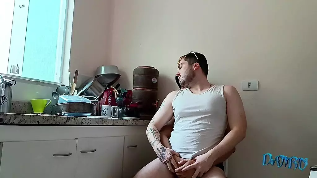 водяная вагина и ее муж, которого она не принимает