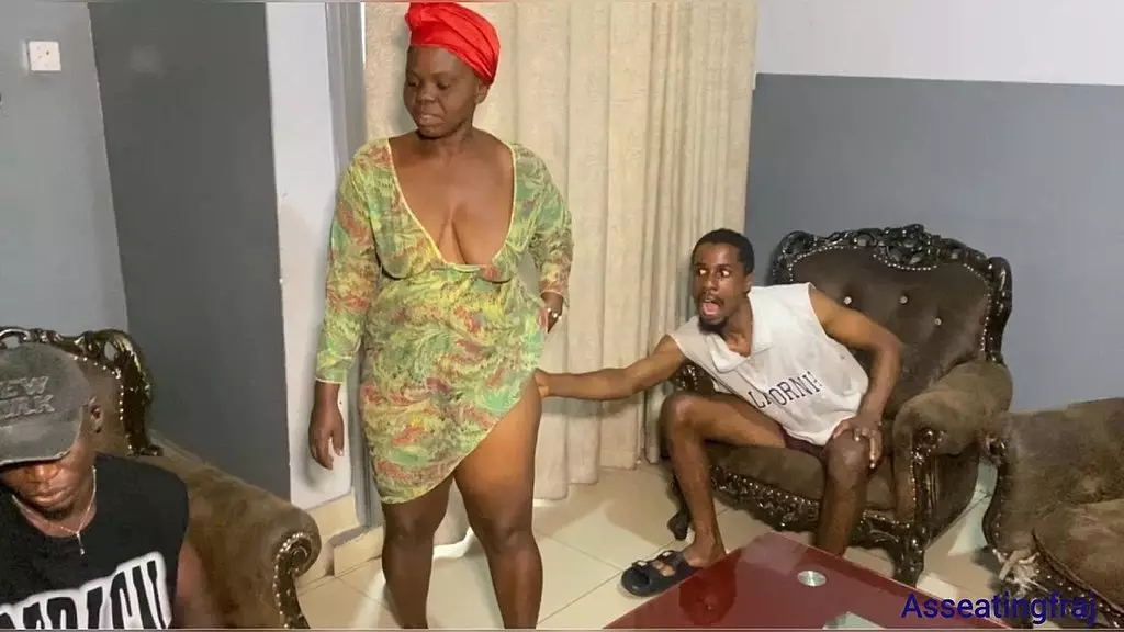 моя лучшая подруга призналась, как она тайно трахнула мою мачеху