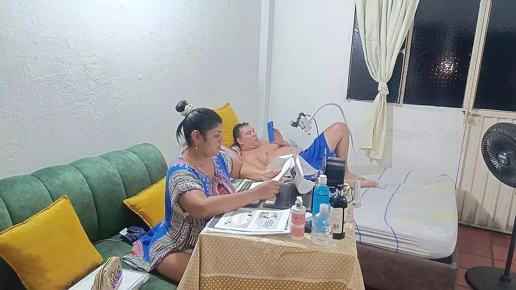 моя родная сестра учится и я с ганас де фоллар