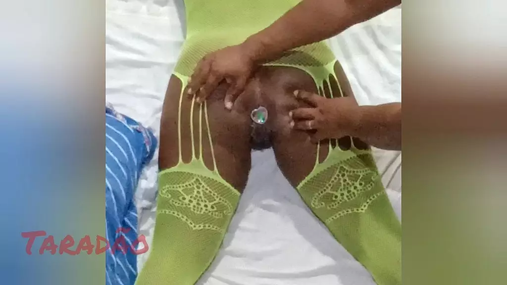 rabo e buceta gulosa da preta (карнавал 2025)