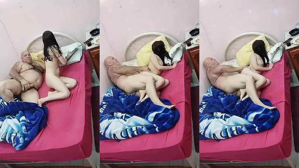 novinha semper procura o veioooo para dar bem gostoso