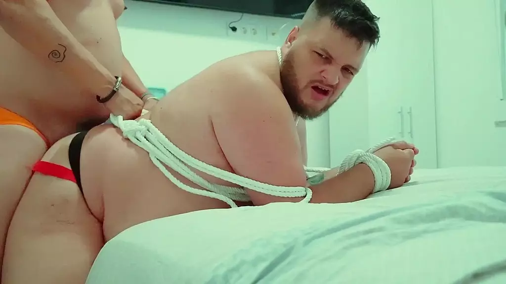 y si te amarro? часть 2