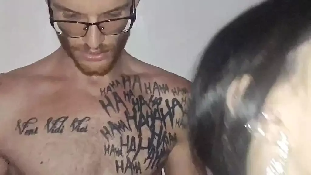 немного кармоны, грязных поцелуев, жизни и много кариоки