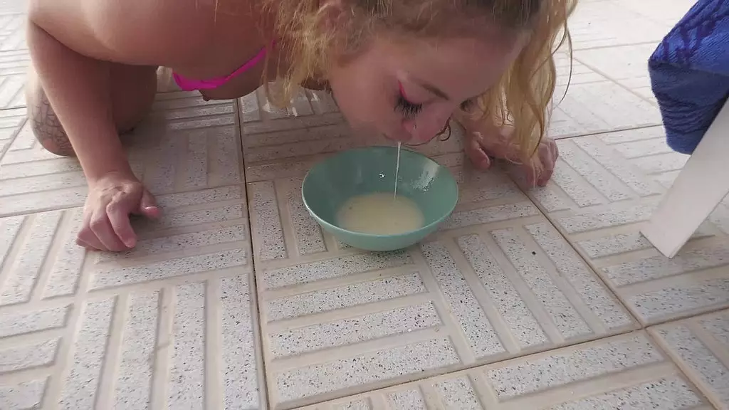 вечеринка со спермой в бассейне