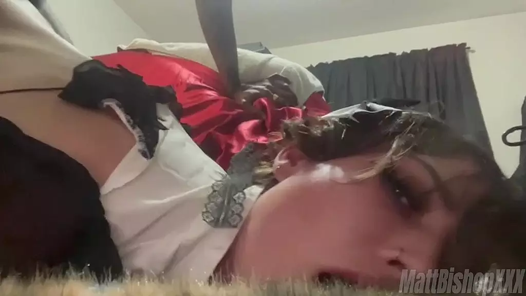 сестра каплевидная рид - церковная служанка, которая втайне любит, чтобы ее связывали и беспощадно трахали!!!