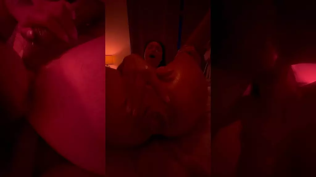 горячая шлюшка Моника Фокс от первого лица, непослушный домашний анальный секс, небрежный минет, римминг, сквирт, пролапс и сперма в рот