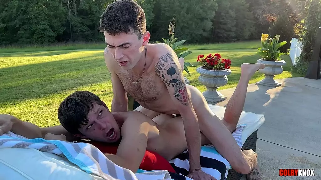 выебанная в моей горячей ванне