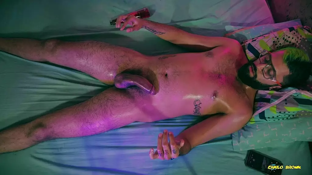 camilo brown 50 минут мастурбации, окантовки, двойного кончания, игры после кончания и сквирта