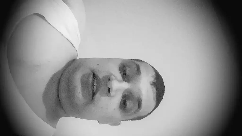 ясмина ма инебунит ку фундул эй от Василе Мондиалу