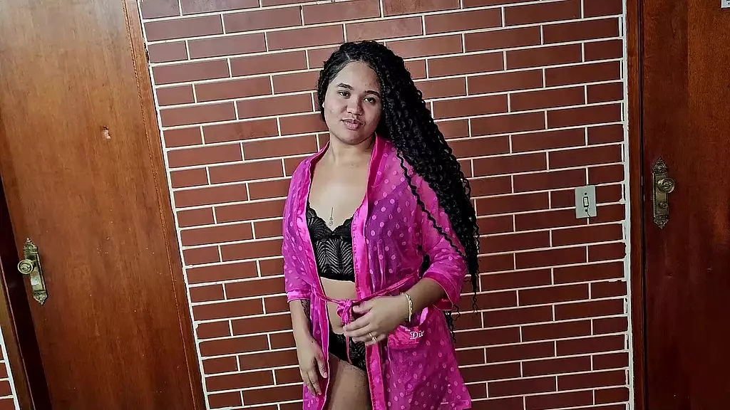 Primeira vez no Porno da Bahiana que acabou de fazer 18 aninhos fodendo com jr doidera