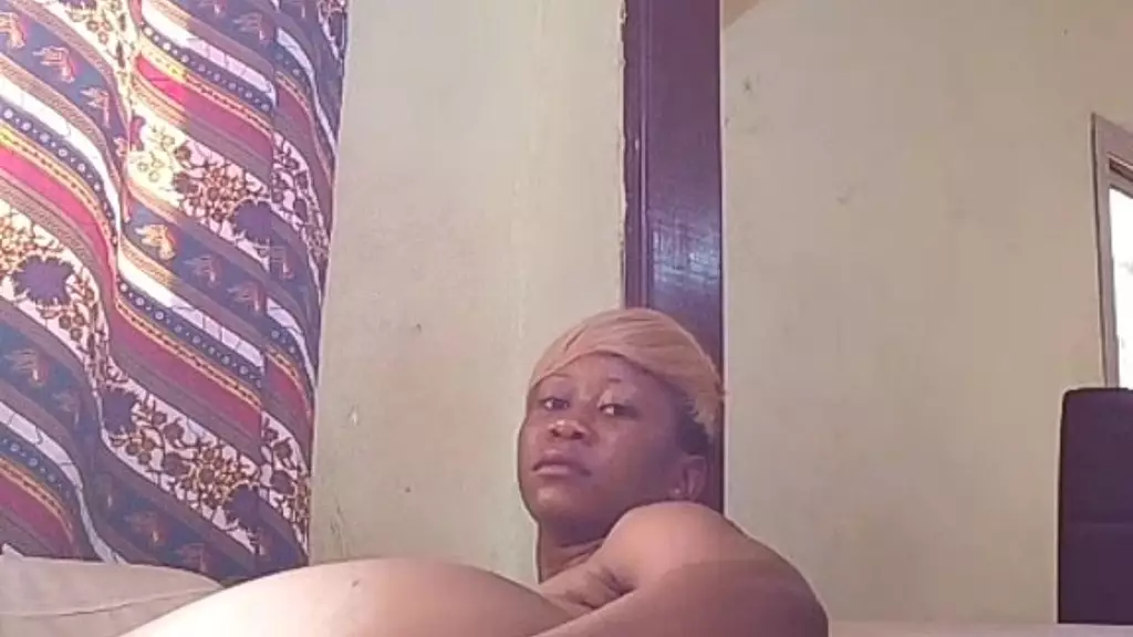 ma voisine ne comprend pas que meme si elle est bonne je ne vais pas la baiser