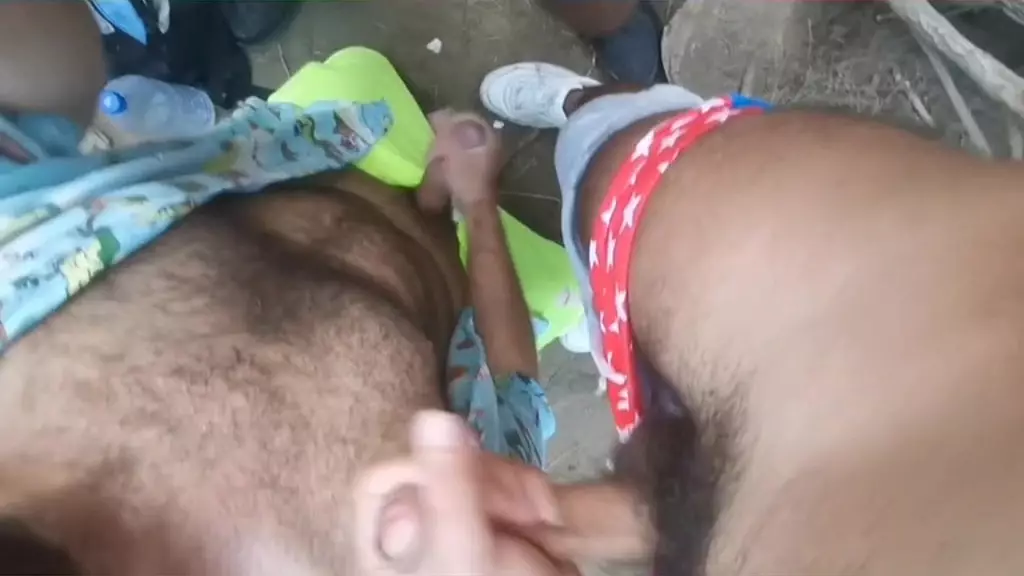 Лео Булгари путешествует с незнакомцем по дюнам Маспаломаса - полное видео!!!