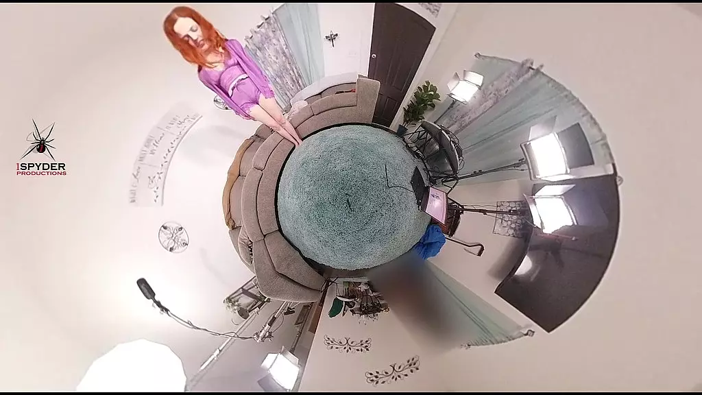 ️шпионская камера️️ спецэффект со Скарлетт Мэй на вершине мира?