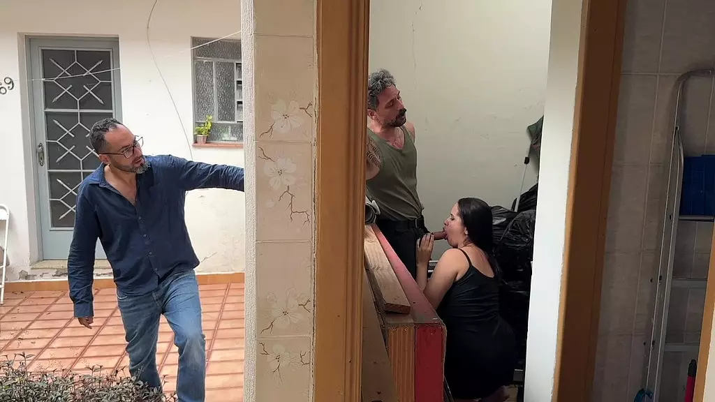 во всем мире я дружу, лежу в постели и не получаю кредит