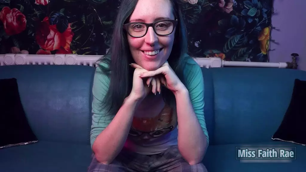 домашняя богиня joi - мисс вера рэй фемдом стриптиз богиня поклонение инструкции по дрочке - hd 1080p mp4