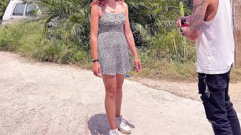 жуткие дома возбуждают меня! сводная сестра соблазняет своего сводного брата трахнуть ее в общественном месте