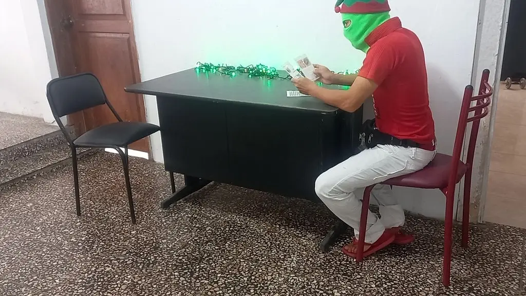 she pays the attention of the lawyer with a sexy dance. then she lets him touch her buttocks to seduce him