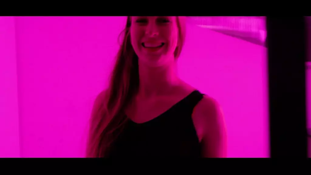 за кулисами