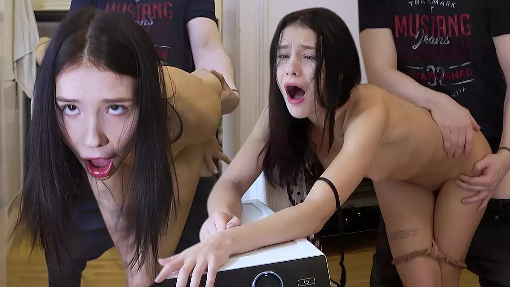 анальные оргазмы с закатыванием глаз - неожиданный секс заставляет ее мозг плавиться