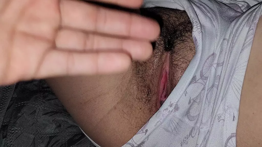 мастурбандо с моей девушкой, когда мы общаемся по телевидению