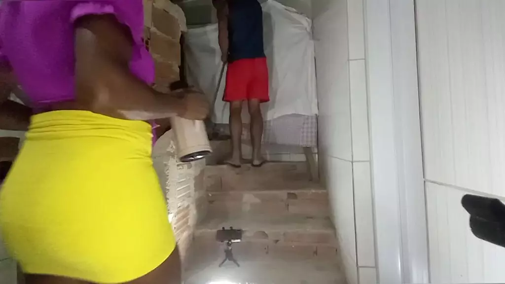 Дом с ногой