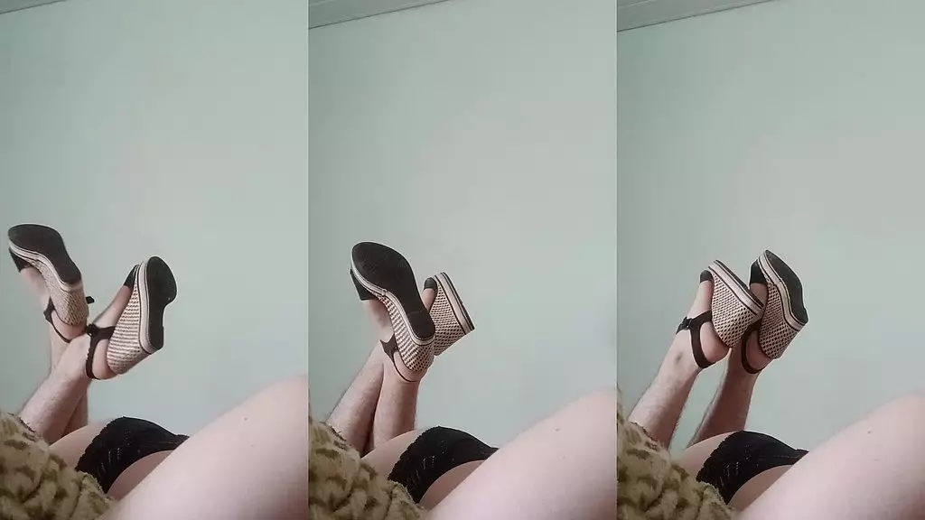 Анна Джулия любит высокие каблуки