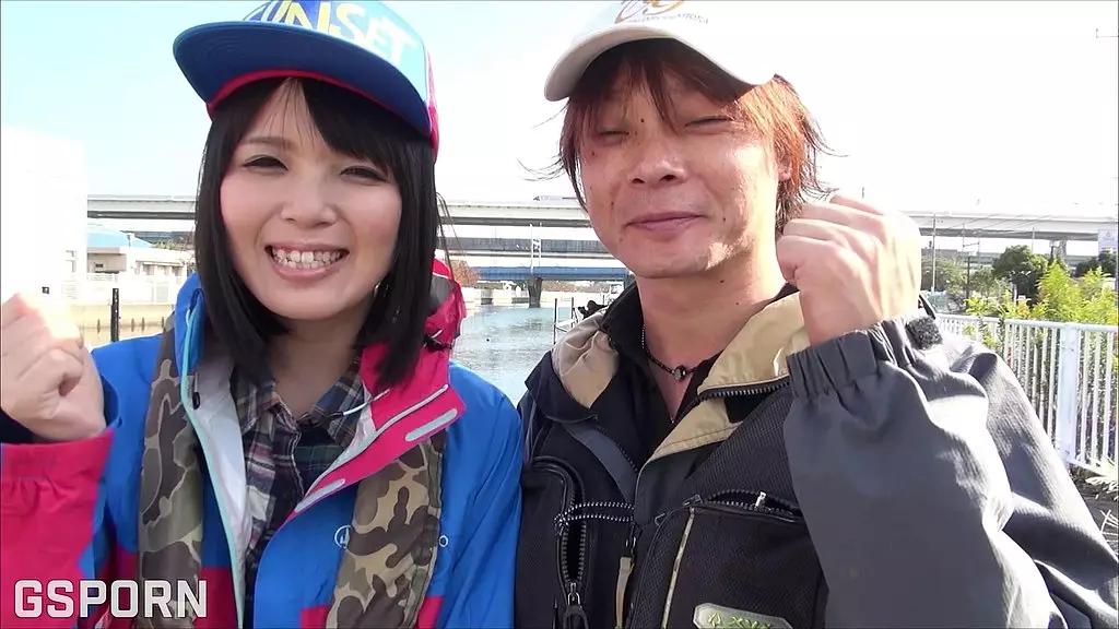 двойная пара вчетвером в настоящей японской игре в рыбалку