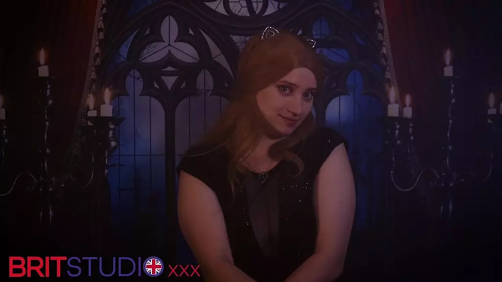 представляем нашу новую исполнительницу - безумно великолепную Викторию Грин!