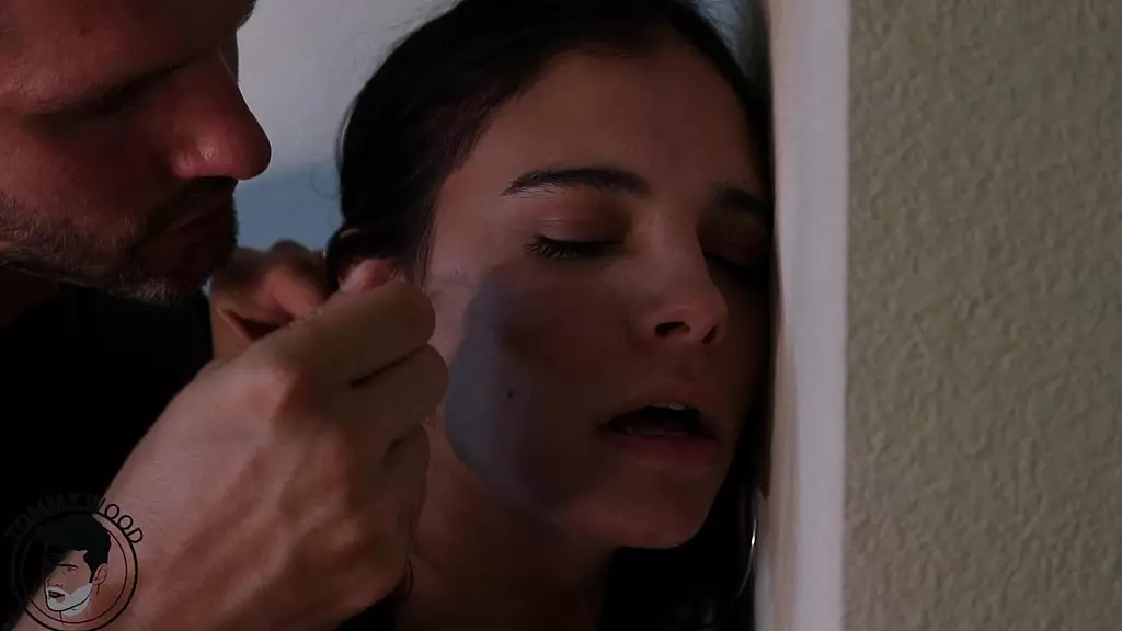 идеальная латинская киска Вайолет Старр трахается с большим членом