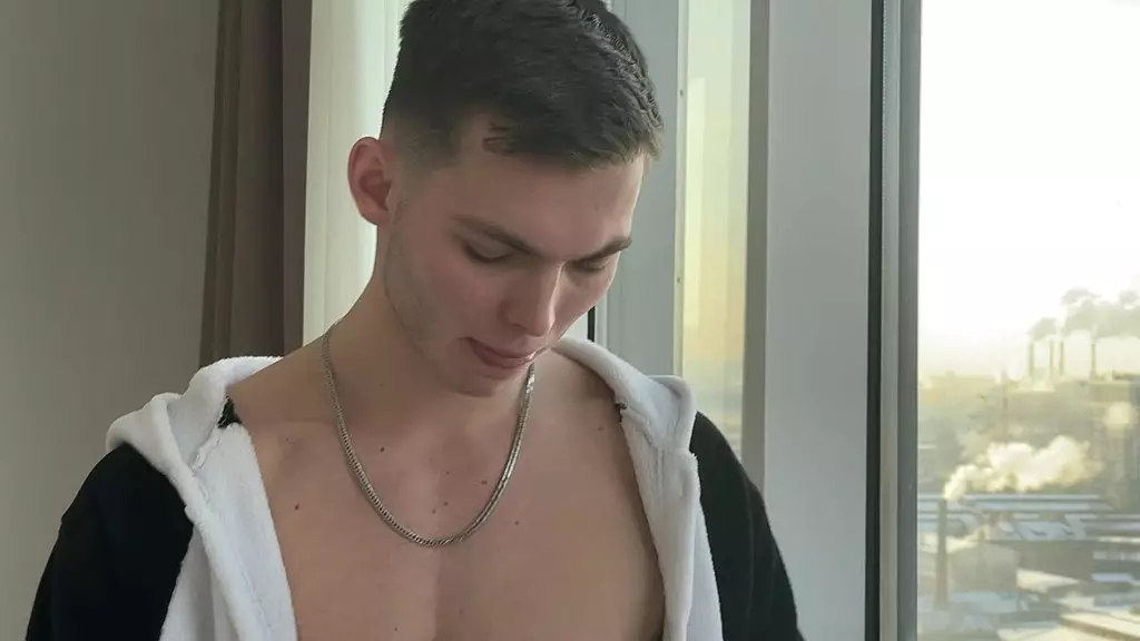 с другом-натуралом был организован утренний марафон по дрочке tommy gold falcon al - 84