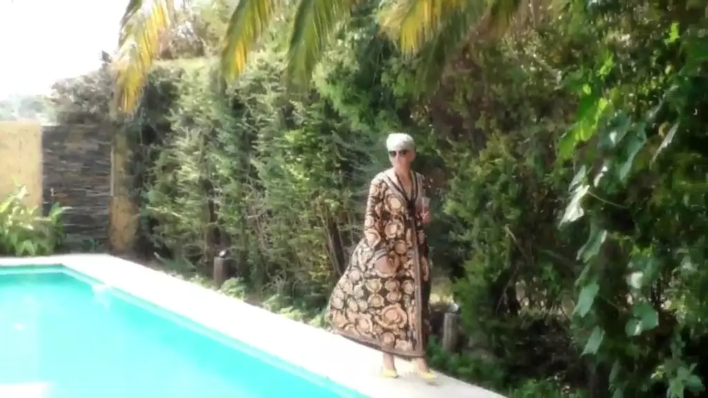 что красавчик чувствует край того, что чистая пиписька на заднице и его горячее молоко каждый раз, когда оно всасывается внутрь 1