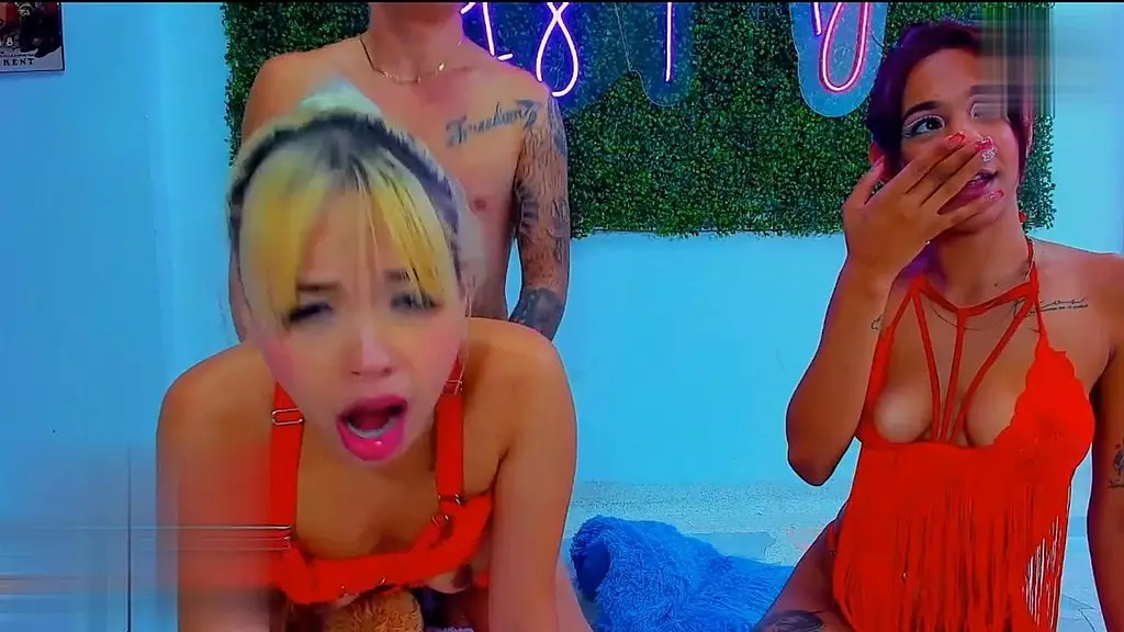 after some deep blowjobs, the boy fucks the blonde s pussy