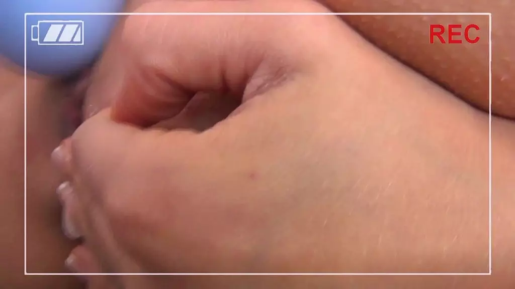 Шакира Мэй пробует свежую киску Шае Сноу