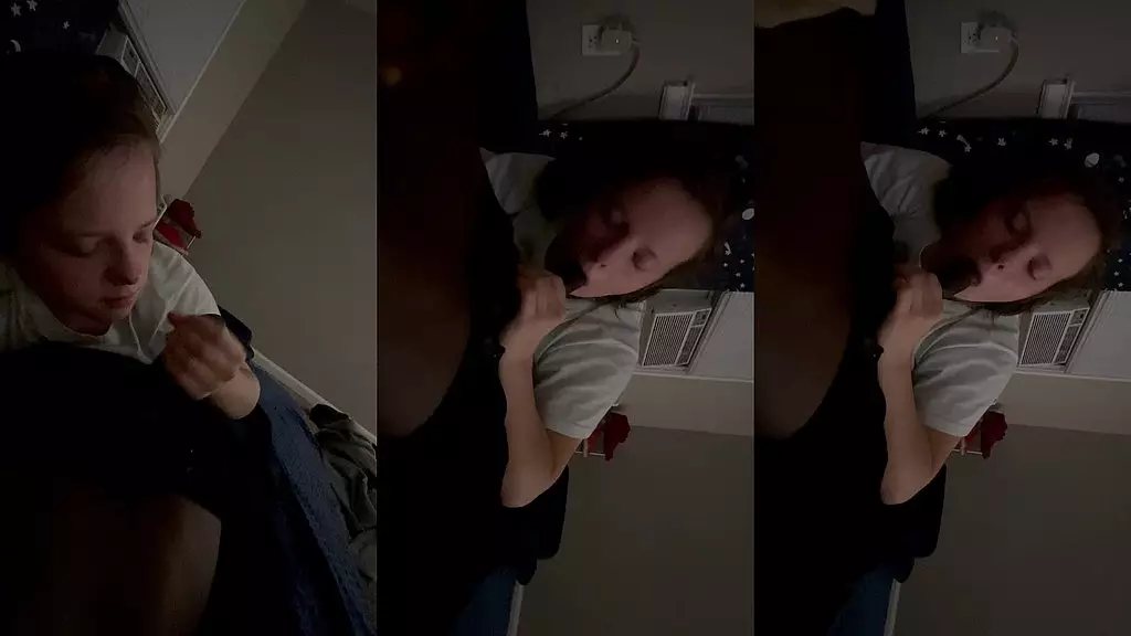 18-летняя девочка-подросток сосет черный член в капюшоне lucidthegoat