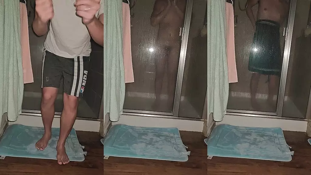 соло мужская сцена в душе