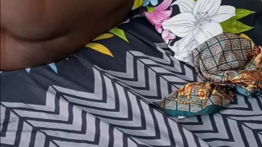 мы не можем перестать заниматься сексом в этот день, ее киска такая сладкая