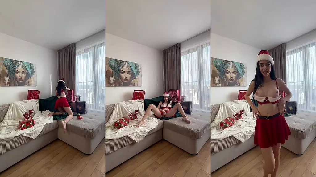 Санта будет трахать меня, пока ты смотришь