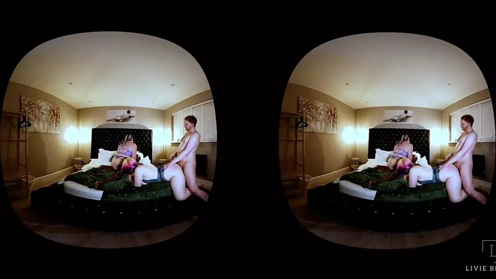 оргия после свинга - пара обменивается большими черными членами