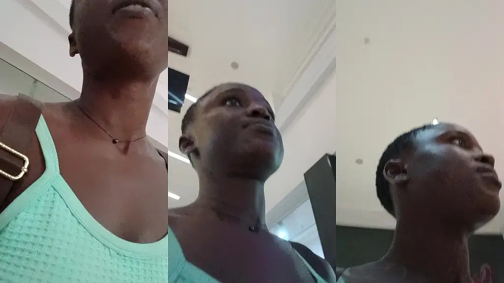 that nigerian bitch who decides to visit the west hils mall only ends up being masturbation in the washroom