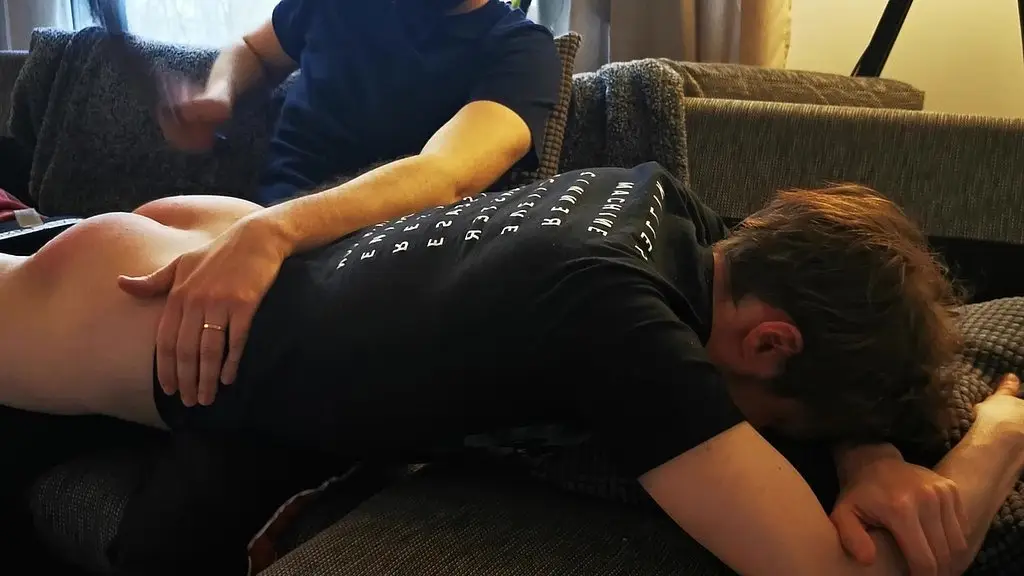 amateurboy gets his first spanking - full alternate camera [nice long promo]