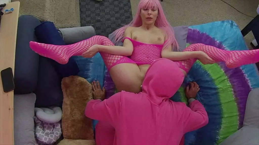 чилийская любовь и вера: связь отца церкви с девушкой с фестиваля